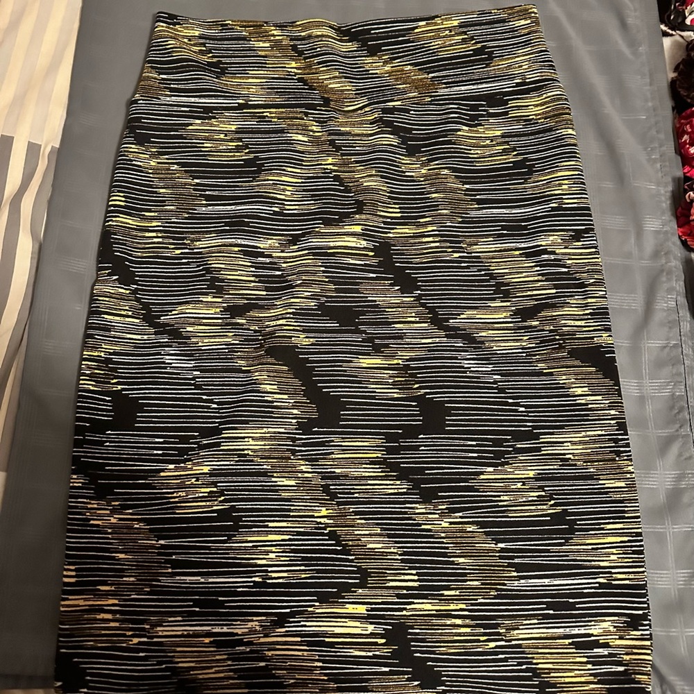 Lularoe Cassie skirt